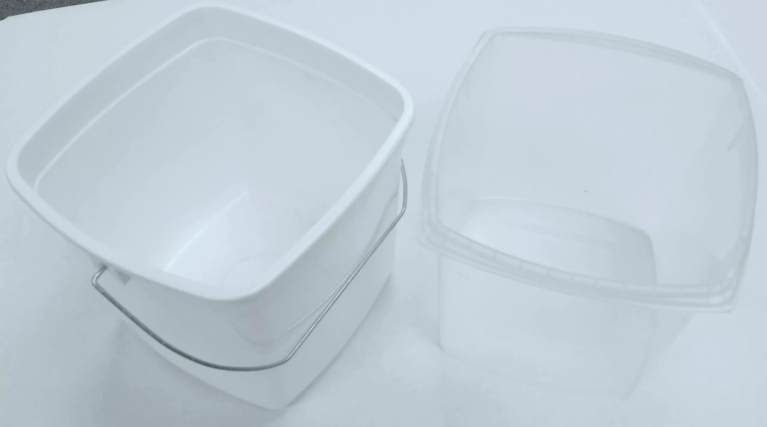 Tubs - Square plastic square tub packaging